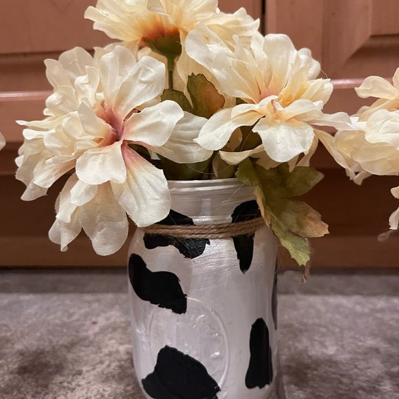Farmhouse Mason Jar Painted Decor - Picture 6 of 9